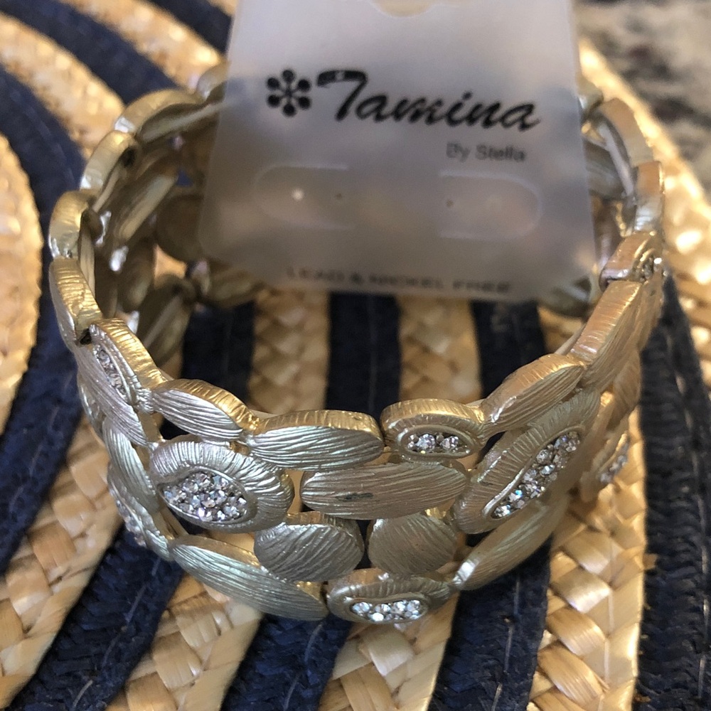 Gold Floral Stretch Bracelet with Crystal Accents